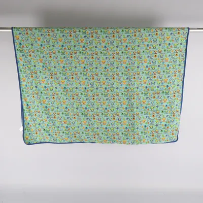 Tagesdecke (Blau, Grün, Gelb, Mehrfarbig) von Babauba