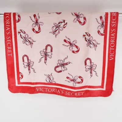 Filt (Cozy Plush) från Victoria's Secret Återvunnen polyester