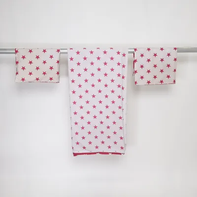 Bed set (Red, White) from Meradiso Polyester