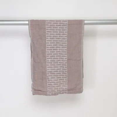 Table runner (Brown, White) from Klässbols Linen
