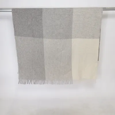 Plaid (Gray, White) from Toarp Säteri Wool
