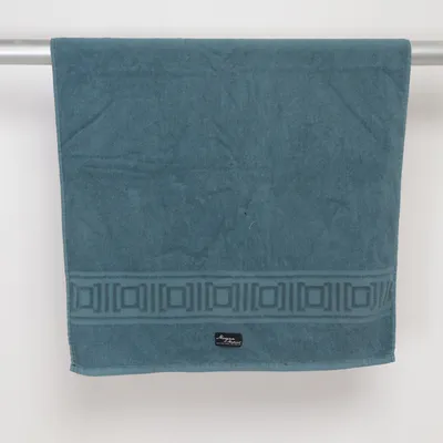 Badetuch (Blau) von Morgan Madison Baumwolle