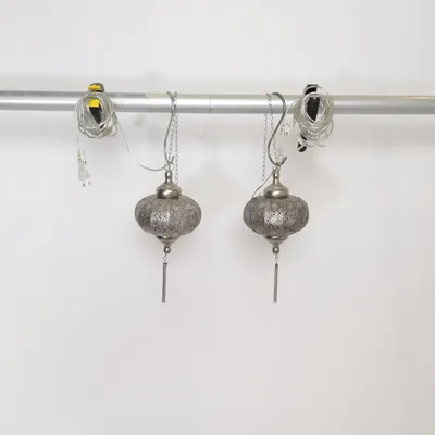 Fönsterlampa (Silverfärgad) från Markslöjd