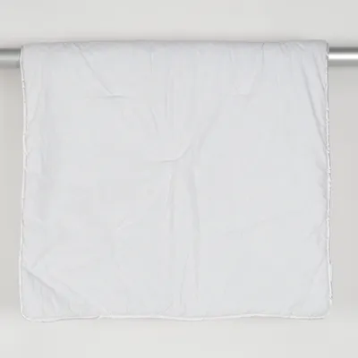 Täcke (Vit) från Emmaljunga