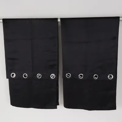 Ringgordijnen (Zwart) van Solbacka Hemtextil Polyester