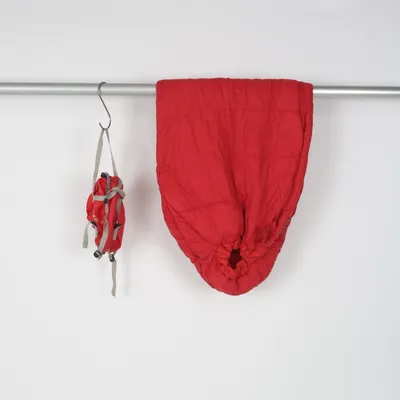 Sovsäck (Röd) från Haglöfs