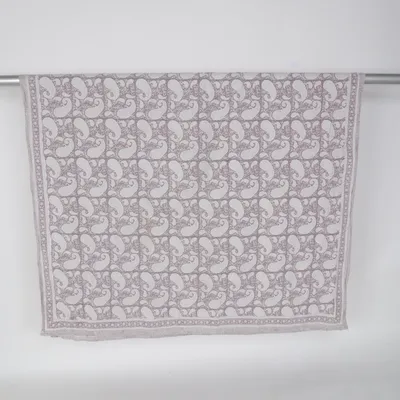 Bordsduk (Chamois stor duk i bomull.  Mått ca 160 × 260 cm) från Chamois