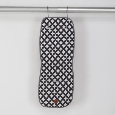 Barnvagnsdyna (Svart, Vit, Grå) från Angel of Sweden