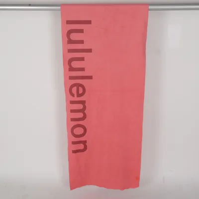 Handduk (Rosa) från Lululemon Lyocell