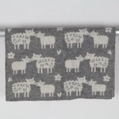 Filt (Grå, Vit) från Klippan Ull