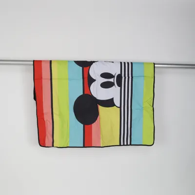 Lekmatta (Flerfärgad) från Disney