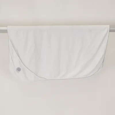Bath cape (White) from Zara Home