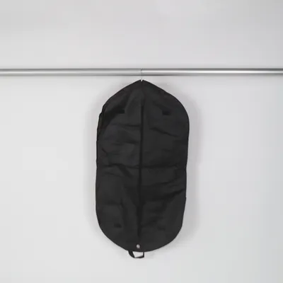 Resegarderob (Svart) från Brothers