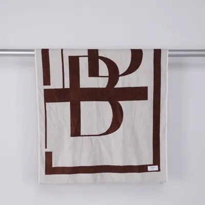 Badhanddoek (Bruin, Wit) van Lis Bonne Atelier