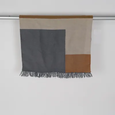 Fladvævet tæppe (Grå, Beige, Brun)