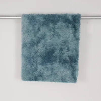 Long pile rug (Blue)