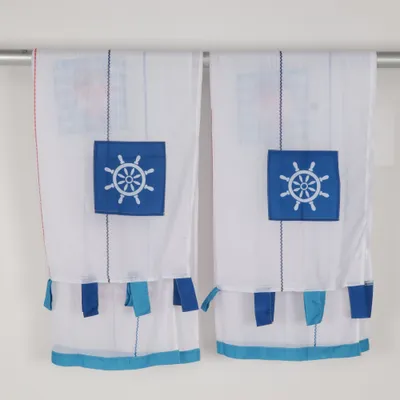 Gardin med loops (Hvid, Blå, Rød) fra Novitesse Polyester