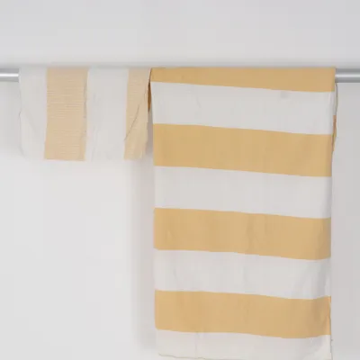 Bed set (Yellow, White) from Höie Cotton