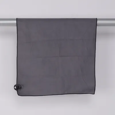 Resehandduk (SPORTS) från Gözze