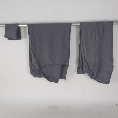 Bed set (Gray) from Norrgavel Linen