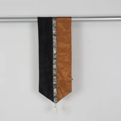 Löpare (Svart, Brun) från Thai Silk