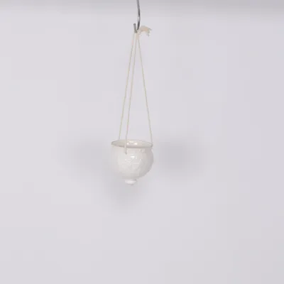 Hanging flower pot (White)