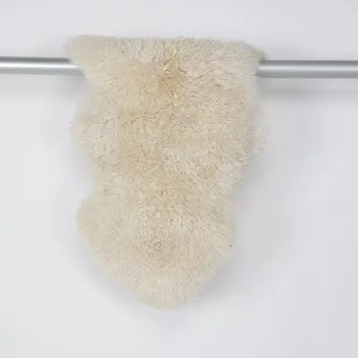 Long pile rug (White)