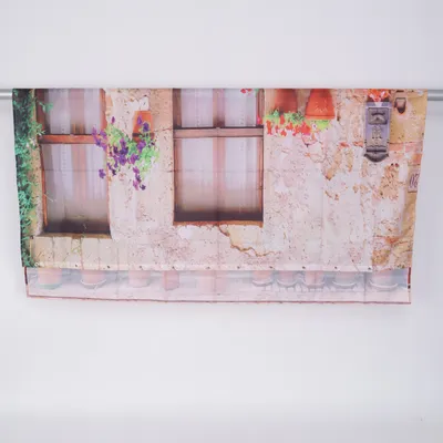 Shower curtain (Brown, Red)