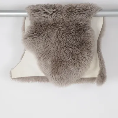 Peau de mouton (Gris) de Home Art