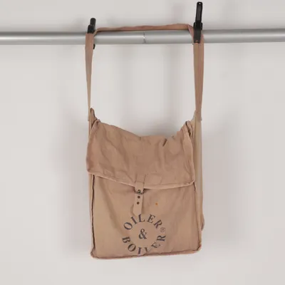 Canvas bag (Beige) from Oiler & Boiler