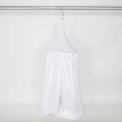 Bed canopy (250)