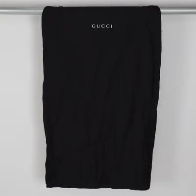 Resegarderob (Svart) från Gucci