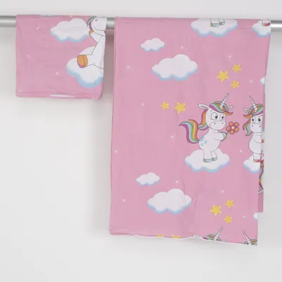 Bäddset (Rosa, Gul, Vit, Blå) från NKD Bomull