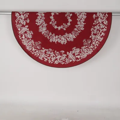 Tablecloth (Red, White)