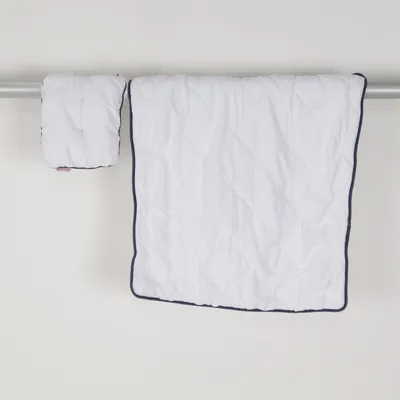 Duvet (White) from Dacron Polyester