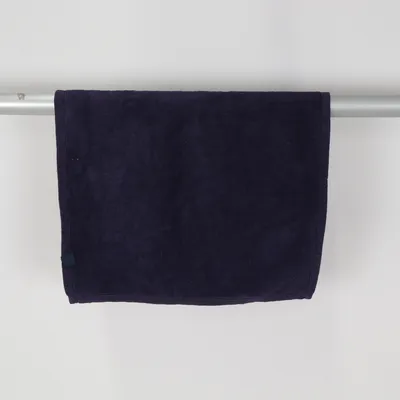Serviette (Bleu) de Bruka Design