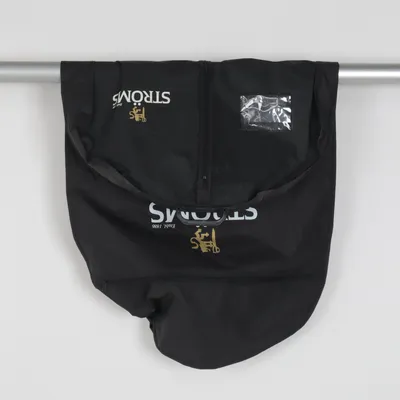 Resegarderob (Grå) från Ströms