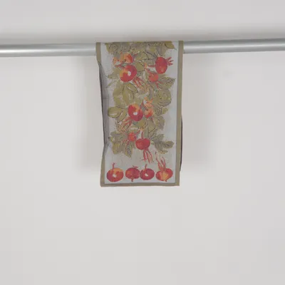 Table runner (Beige, Green, Red) from Ekelund Cotton