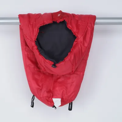 Sleeping bag (Red) from Everest