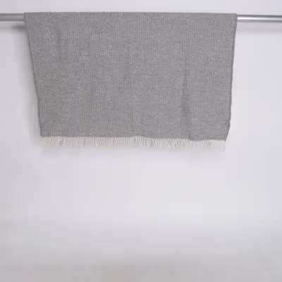 Filt (Grå, Vit) från Klippan Ull