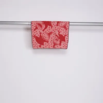 Kortluggad matta (Röd, Rosa) från Klippan Ull