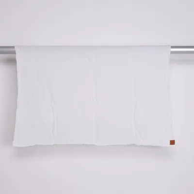 Babyfilt (Vit) från Buddy and Hope