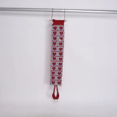 Adventskalender (Röd, Grå) från Teddykompaniet