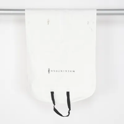 Resegarderob (Vit) från Mackintosh