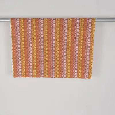 Stoffen (Bruin, Geel, Roze) van Rowan