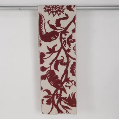 Chemin de table (Beige, Rouge) de Gotain.
