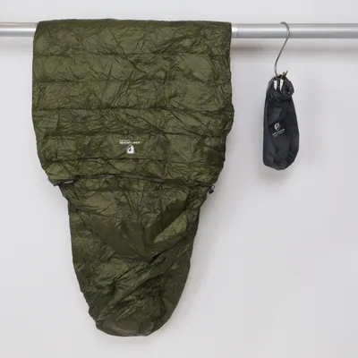 Sleeping bag (Black) from Alpin Loacker