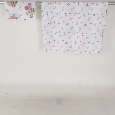 Parure de lit (Blanc, Rose, Vert) de Borganäs Coton