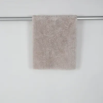 Long pile rug (LINDNUD) from IKEA Polyester