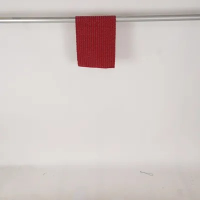Chemin de table (Rouge) de Nyhem Coton, Fibre métallique